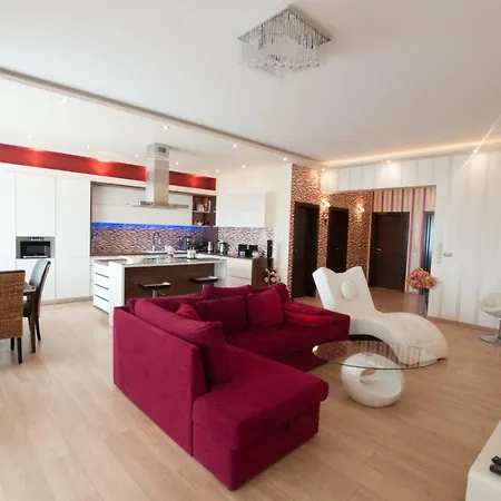 Prestige Apartment *